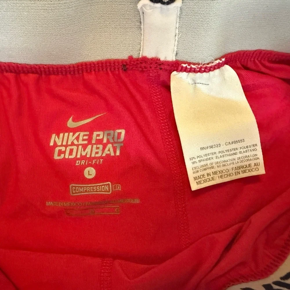 Nike Women's Fuchsia Pro Combat Athletic Shorts - Picture 4 of 4